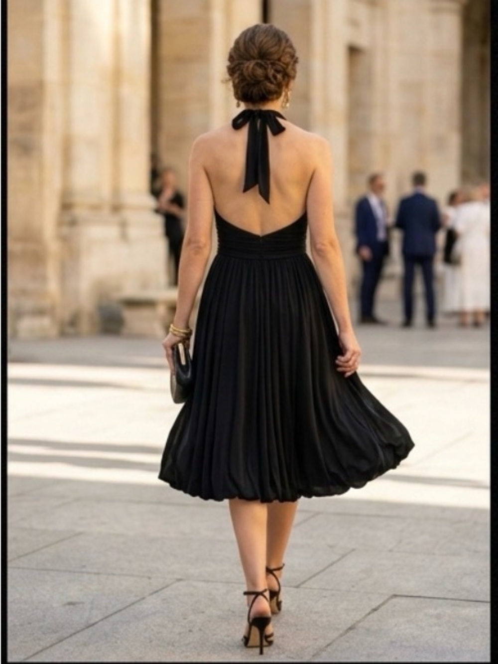 ✨ Vintage BCBG MAXAZRIA Black Halter Bubble Hem Dress – Sexy, Elegant & Rare!